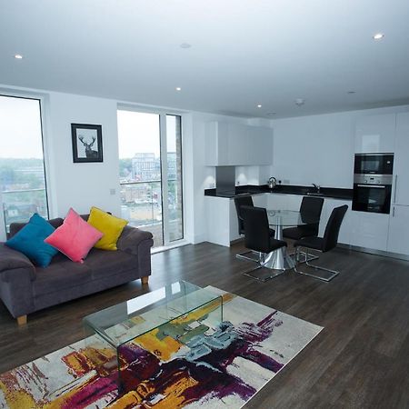 High View Two Bedroom Apartment In Woolwich Londra Dış mekan fotoğraf