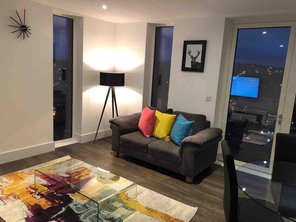 High View Two Bedroom Apartment In Woolwich Londra Dış mekan fotoğraf