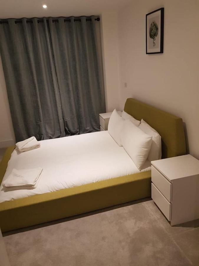 High View Two Bedroom Apartment In Woolwich Londra Dış mekan fotoğraf