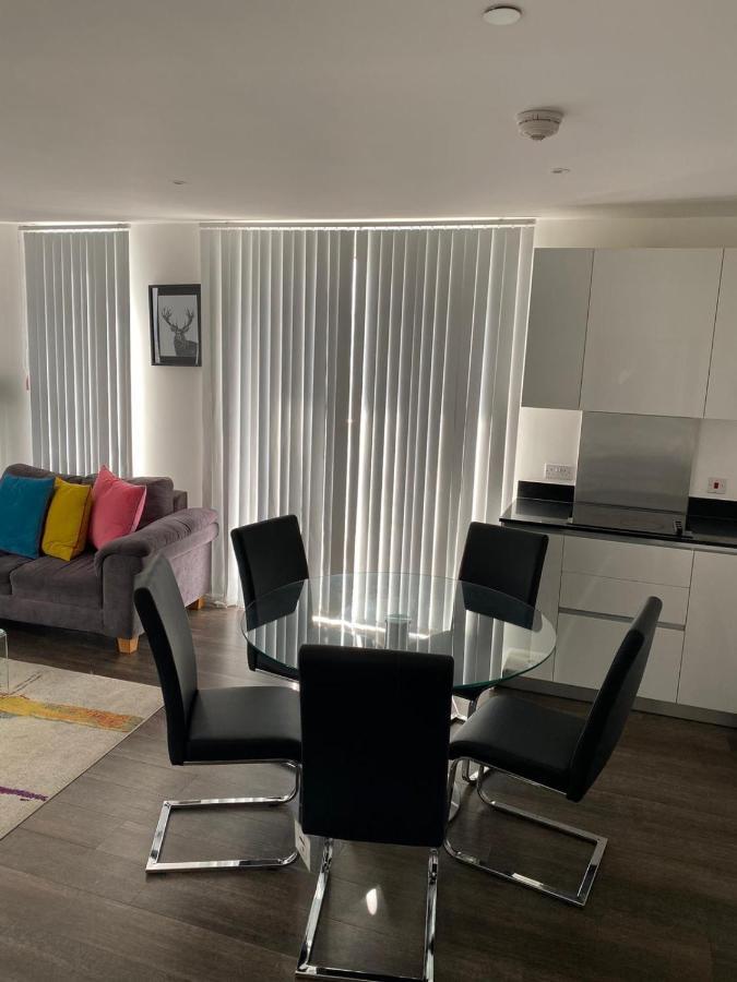 High View Two Bedroom Apartment In Woolwich Londra Dış mekan fotoğraf