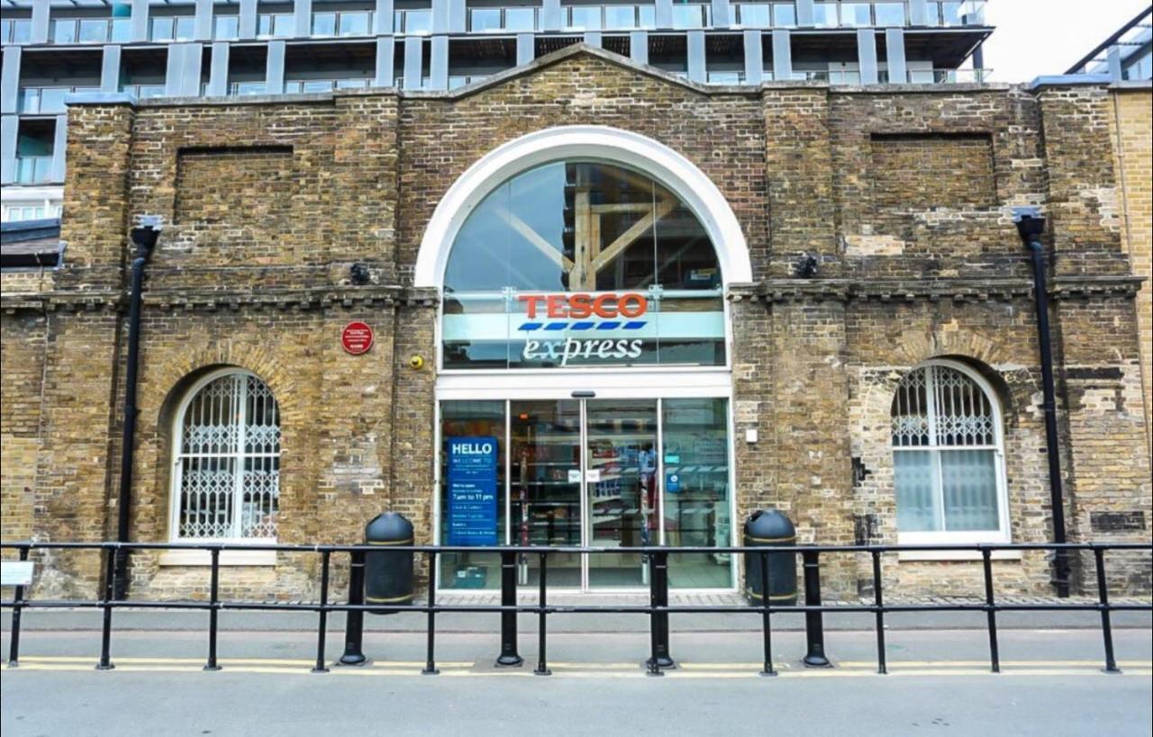 High View Two Bedroom Apartment In Woolwich Londra Dış mekan fotoğraf